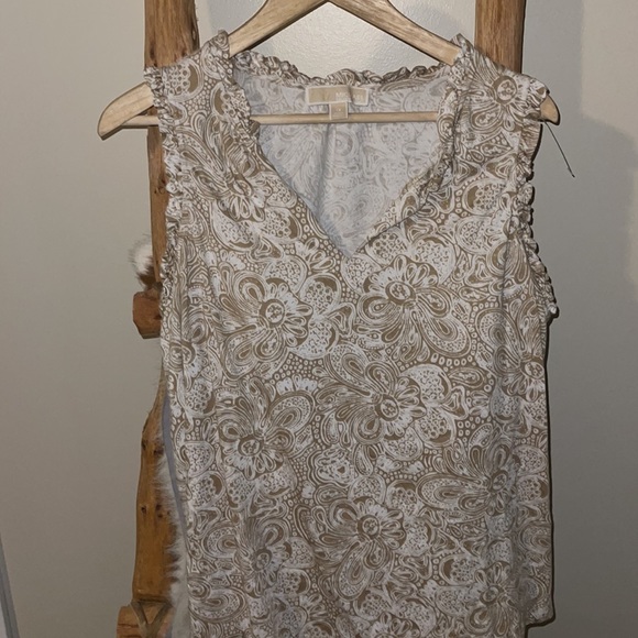 Michael Kors Sleeveless Blouse - Picture 2 of 3